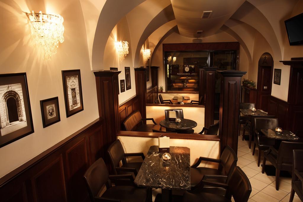 קושיצה Hotel Ambassador מראה חיצוני תמונה
